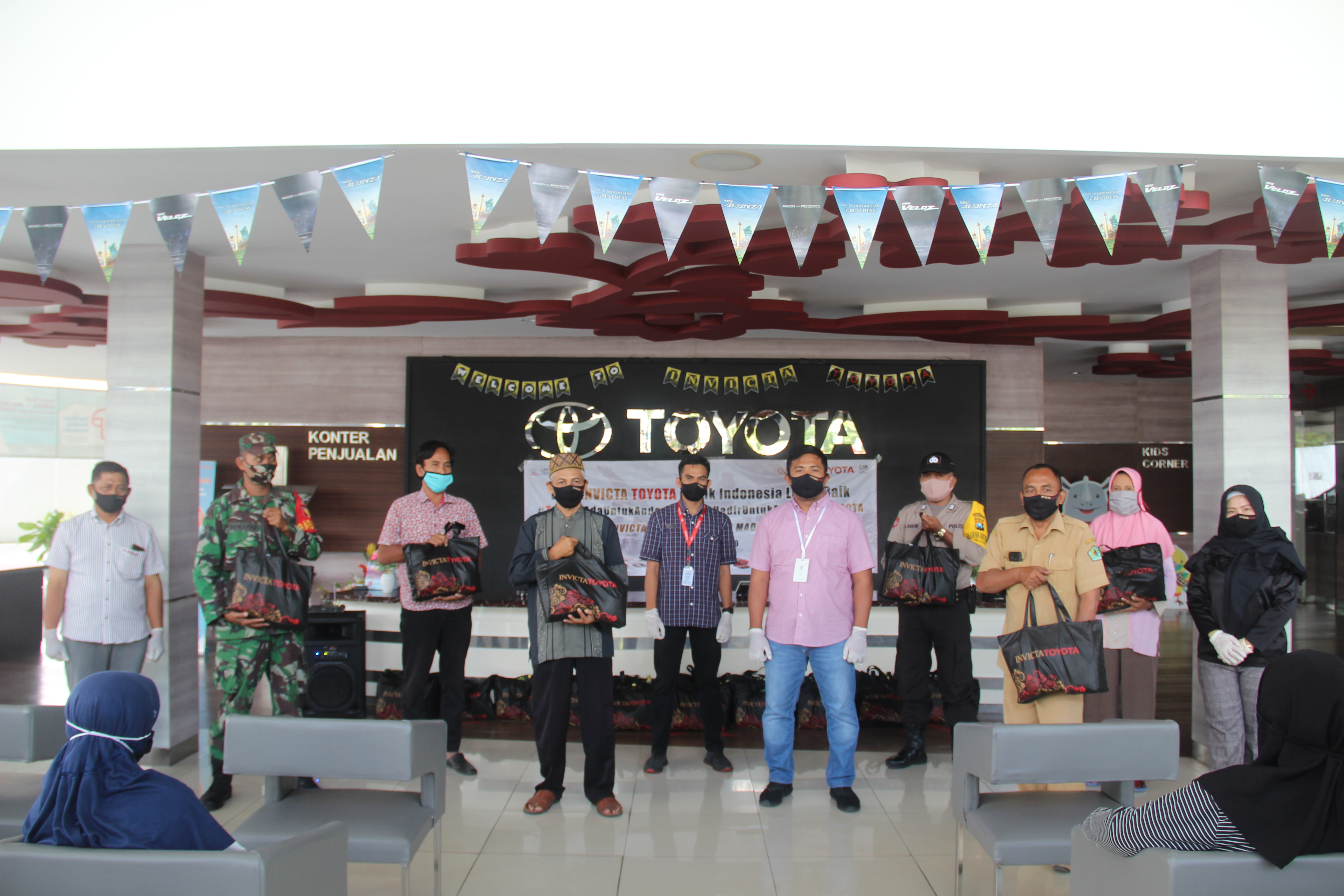 Invicta Toyota-Desa Budagan Kerja Sama Cegah Covid-19